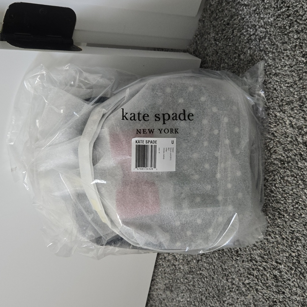 BRAND NEW WITH TAGS. Kate Spade Minnie Mouse crossbody - Picture 5 of 5